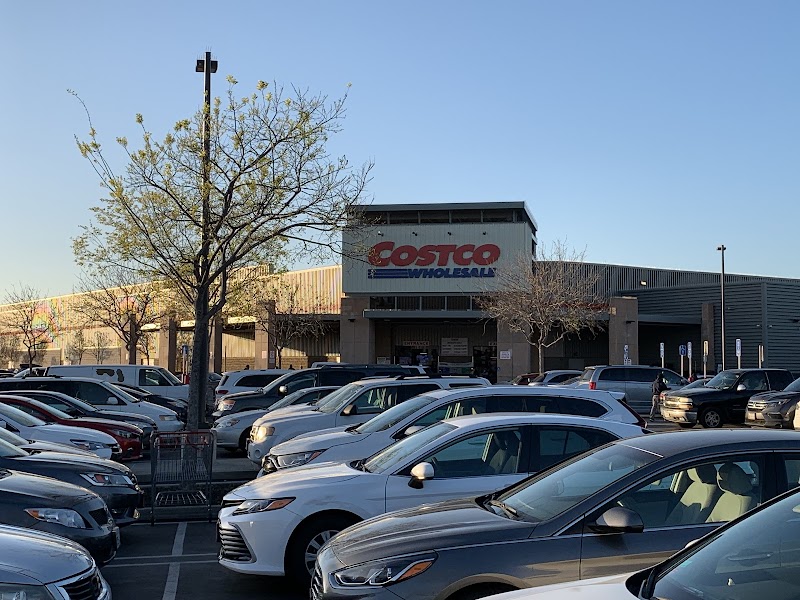 Costco Warehouse #1004 in SAN JOSE, CA — gold in stock this week