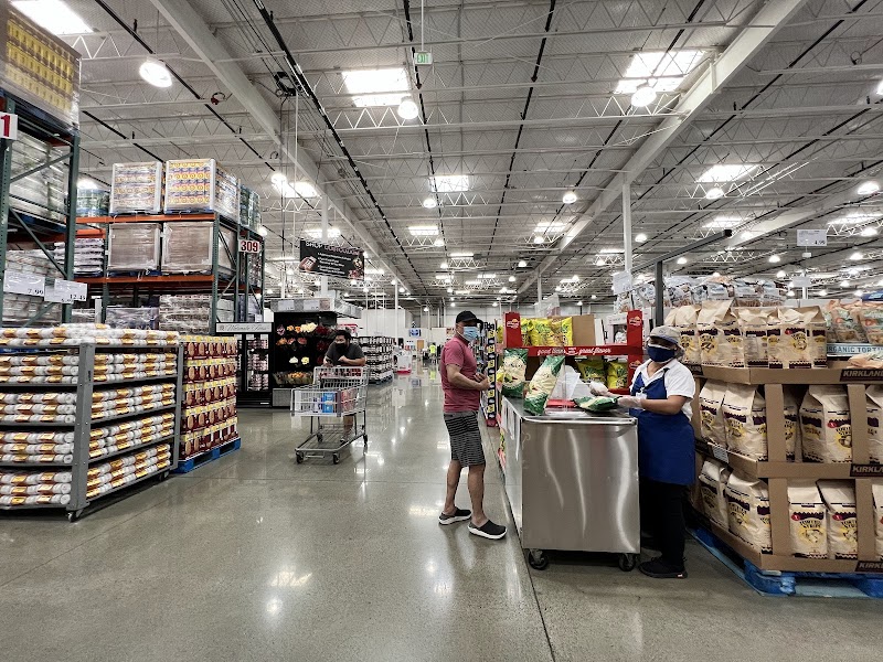 Costco Warehouse #1038 in KAPOLEI, HI — gold in stock this week