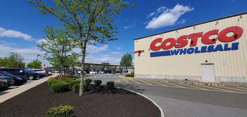 Costco Warehouse #1093 in MORGANVILLE, NJ — silver in stock this week