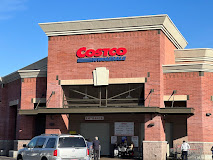 Costco Warehouse #130 in LOS ANGELES, CA — gold in stock this week