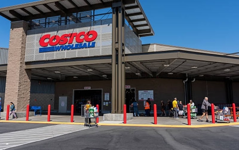 Costco Warehouse #1588 in LAKE STEVENS, WA — gold in stock this week