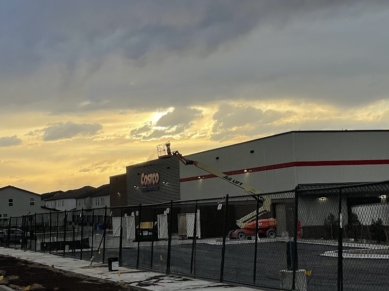 Costco Warehouse #1652 in DENVER, CO — open in-store gold period