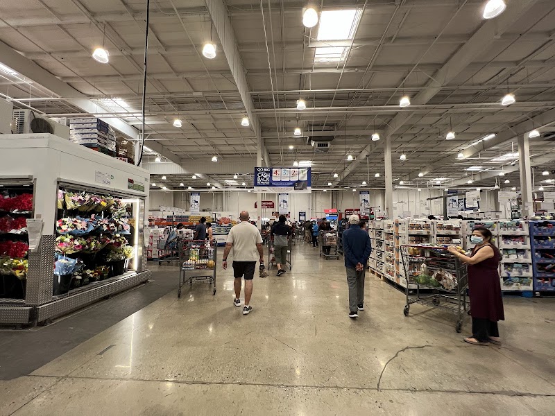 Costco Warehouse #423 in SUNNYVALE, CA — gold in stock