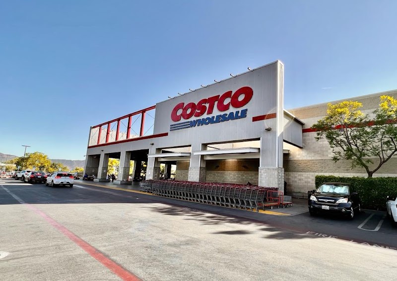 Costco Warehouse #437 in NORTHRIDGE, CA — silver in stock this week