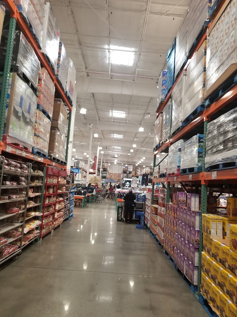 Costco Warehouse #472 in SALINAS, CA — gold in stock this week
