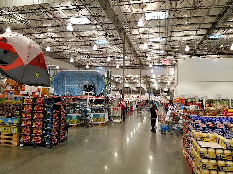Costco Warehouse #486 in KENNEWICK, WA — open in-store gold period